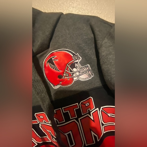 Men's Starter Gray/Black Atlanta Falcons hoodie~NEW - Picture 3 of 5